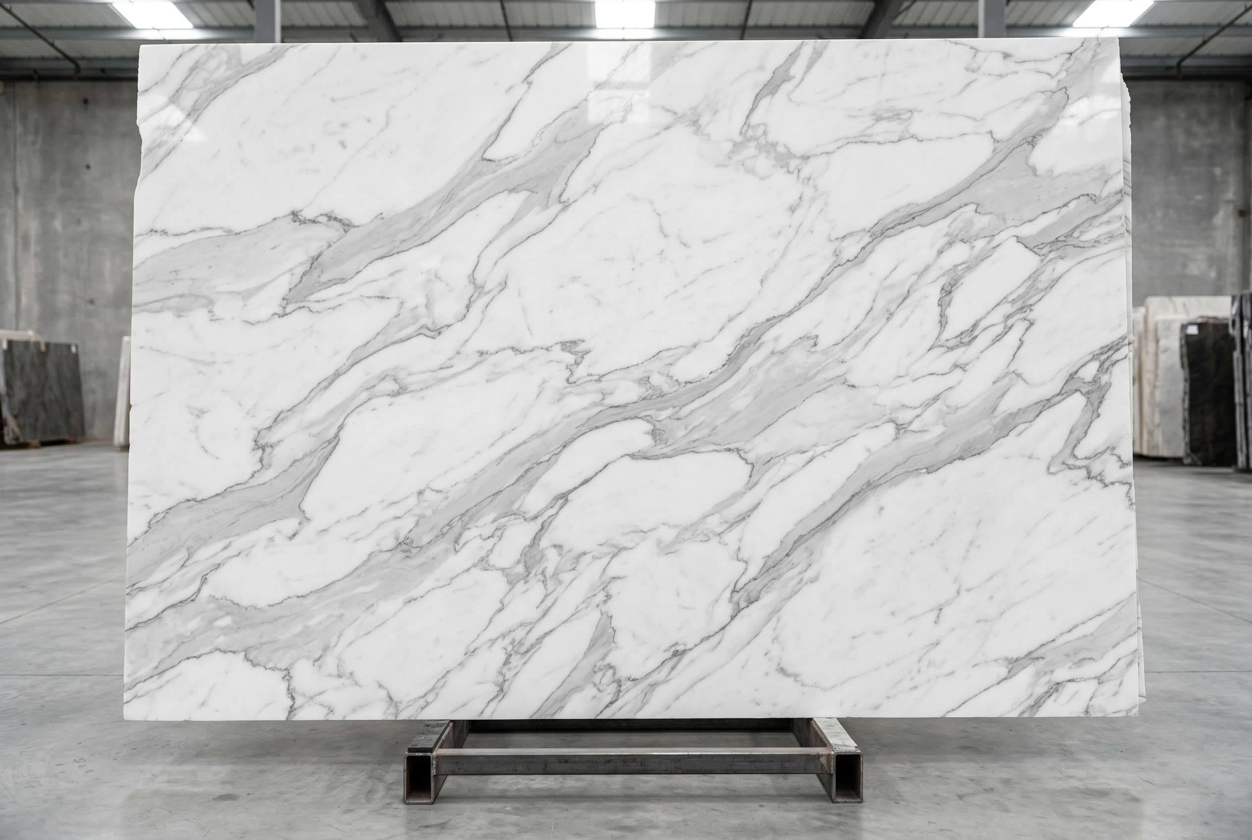 Statuario Venato full slab